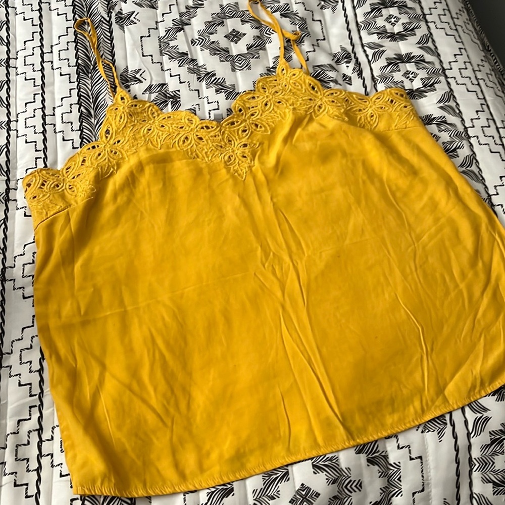 Red Sky Yellow Spaghetti Strap Tank Top Size 2XL fits like a Large